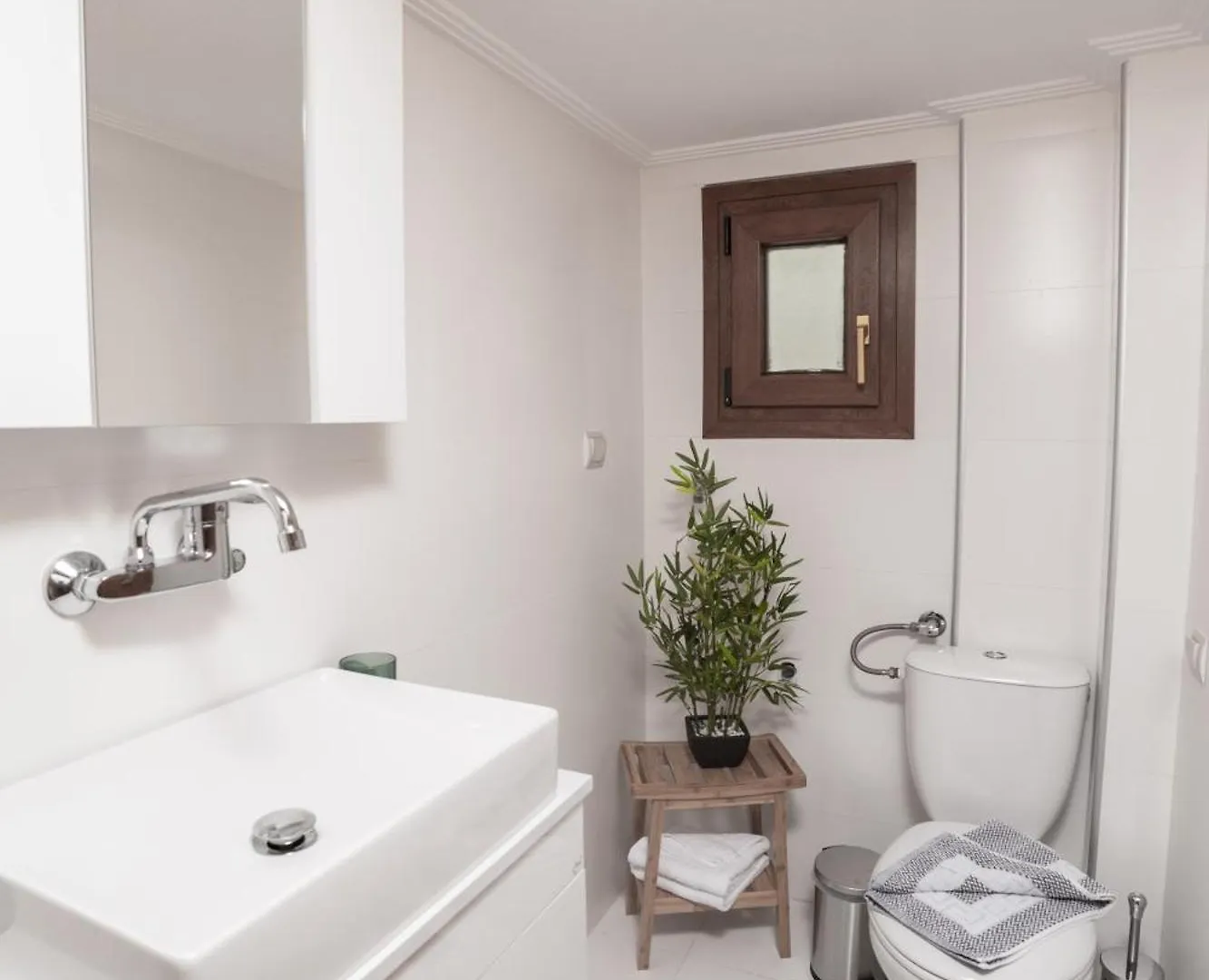 Champagne Sea View Apartment By Binobi! Thessaloniki Greece