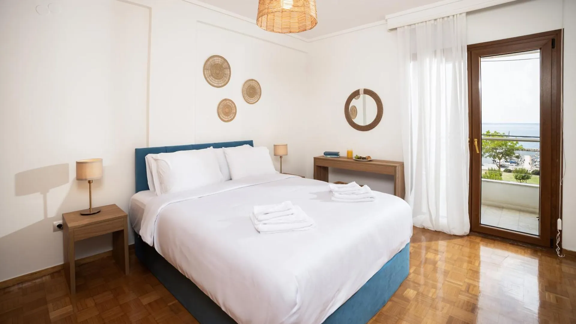 Champagne Sea View Apartment By Binobi! Thessaloniki