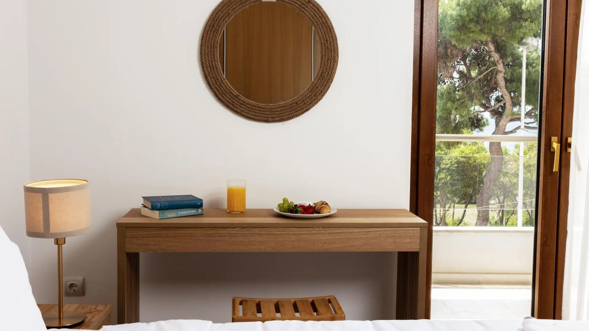 Champagne Sea View Apartment By Binobi! Thessaloniki